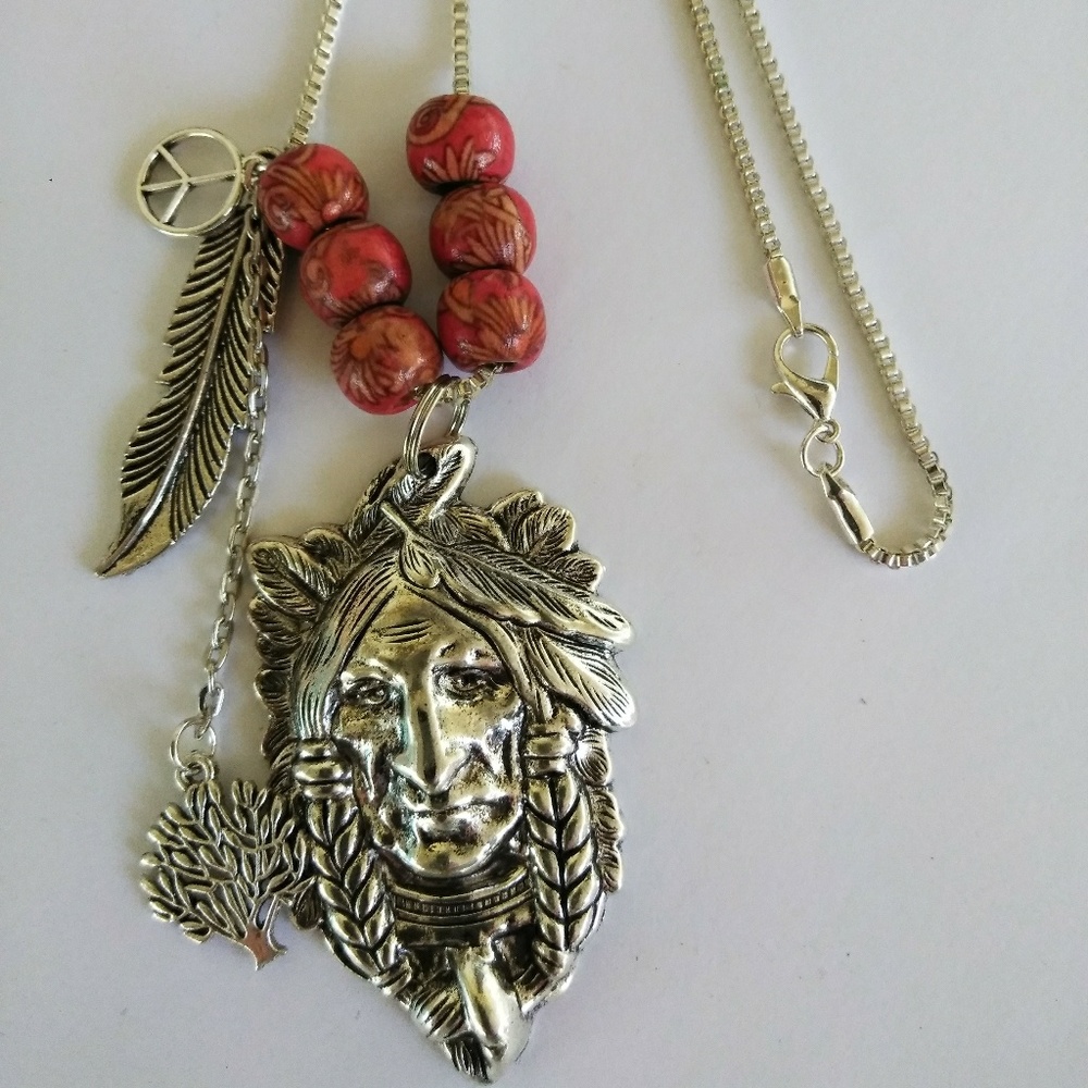 NWOT Native American Style Necklace